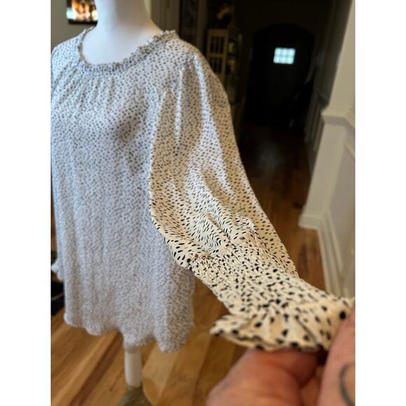 Carolina Belle White Black Dots Ruffle Neck Blouse Plus 2X - Picture 6 of 9